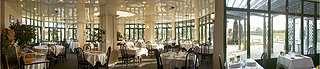 Oceania Nantes Aeroport Hotel 4*